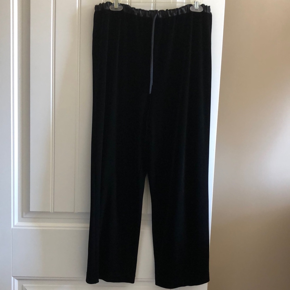 STYLE & CO Black Velvet Pull-On Pants